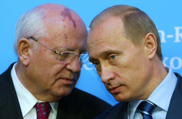 Mengenal Gorbachev, Pelopor Kebijakan Glasnost yang Mengakhiri Perang Dingin