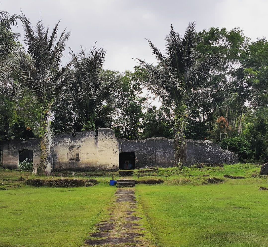 Benteng kuto panji