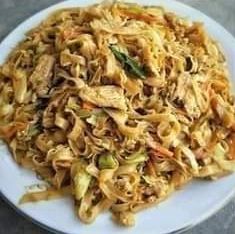 Resep dan Cara Membuat Kwetiau Goreng Ayam yang Enak