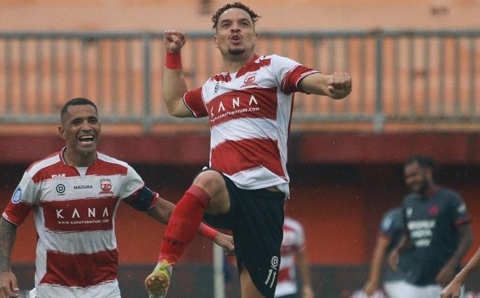 Laga PSM Makassar vs Madura United tanpa penonton.