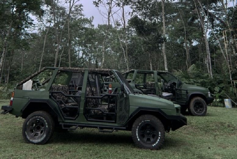 Jeep Tour Rumah Matahari Turi juga menawarkan pengalaman yang berbeda Dari melintasi hutan yang rimbun hingga mengelilingi lereng Gunung Merapi