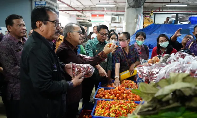 Pemprov dan BI Bali Sidak Harga Pangan di Pasar Badung: Cari Solusi Tekan Inflasi 