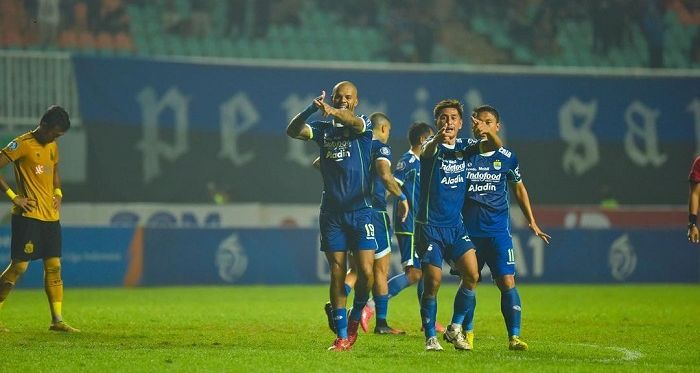 David da Silva merayakan golnya saat Persib Bandung kalahkan Bhayangkara FC di Liga 1.