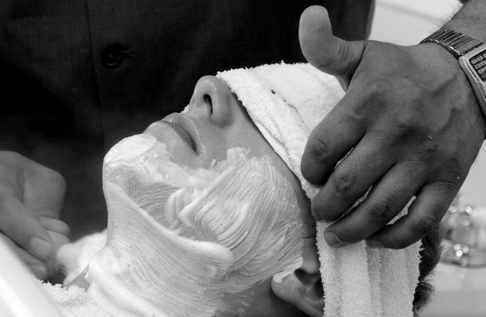 Perbedaan Waxing dan Shaving, Metode yang Digunakan untuk Hilangkan Bulu