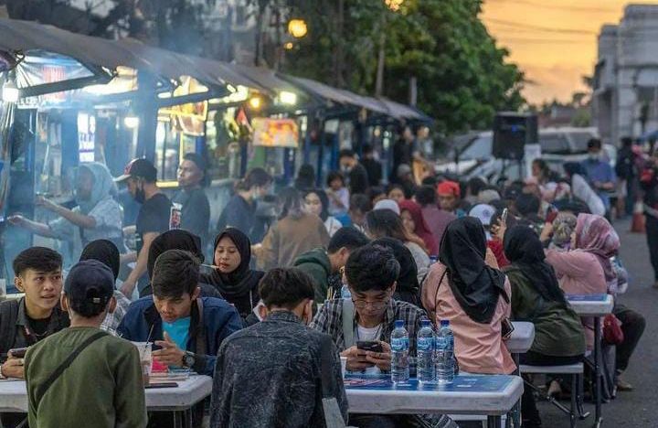 Rekomendasi 5 Tempat Kuliner Malam Di Bandung Paling Legendaris Dan ...