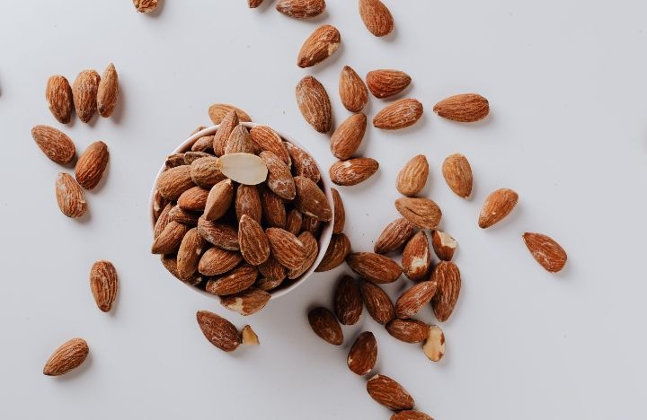 Kacang Almond 