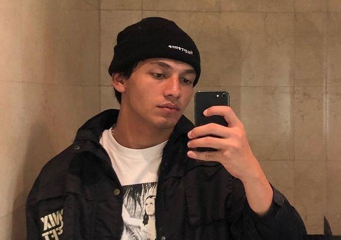 Jefri Nichol tanggapi soal viralnya cuitan pegawai Bea Cukai.