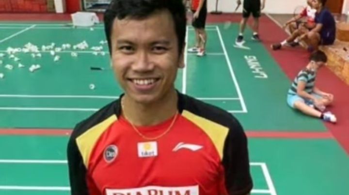 Danny Bawa Chrisnanta merupakan atlet bulutangkis kelahiran Indonesia yang hijrah ke Singapura
