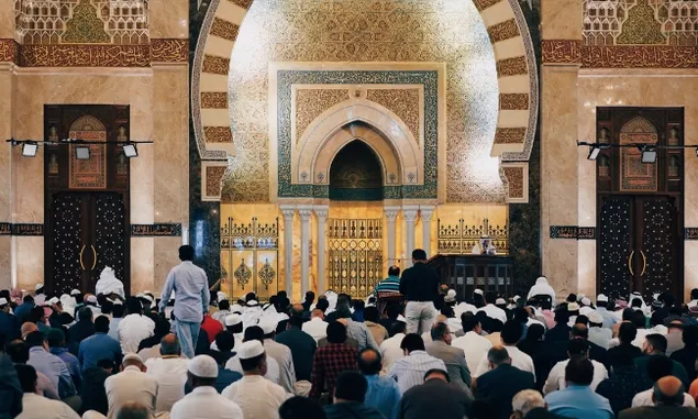 Bacaan Niat Doa dan Tata Cara Sholat Witir di Bulan Ramadhan Dalam Bahasa Arab dan Artinya