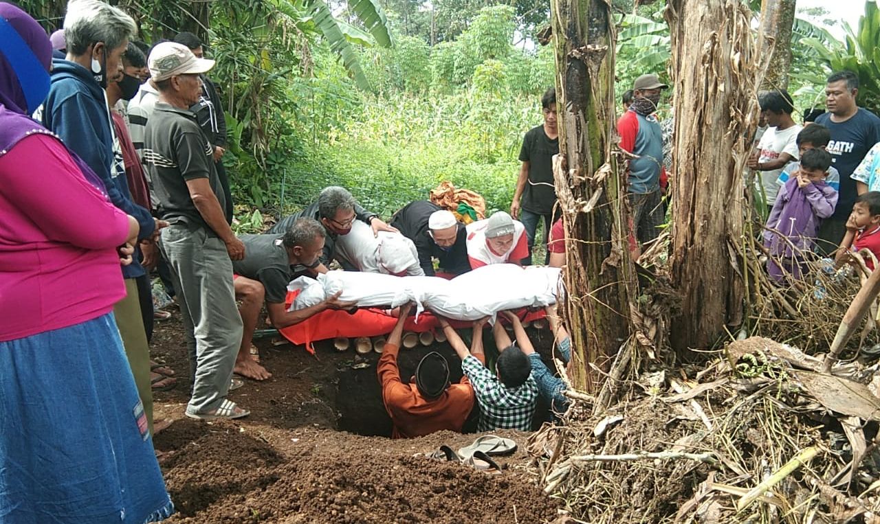 Terungkap Pembunuhan Di Garut Weni Tania Ternyata Dihabisi Pacarnya Sendiri Flores Terkini 