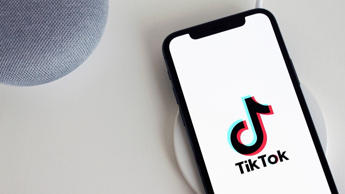 Tren Video How I Would Look Like in 1930 Viral di TikTok, Inilah Cara Buatnya