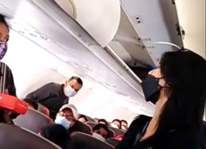Ini kronologi penumpang pesawat bilang bacot ke ibu-ibu, ternyata ini penyebabnya.