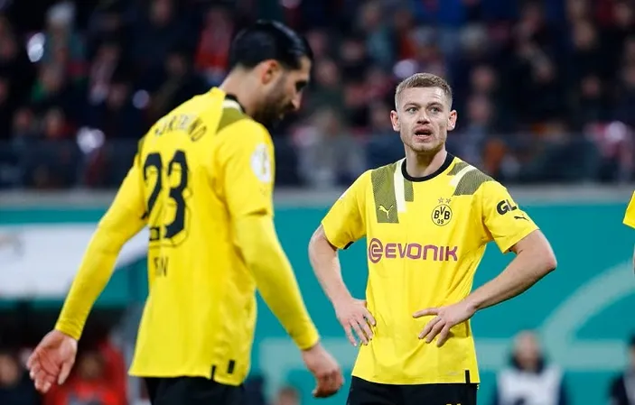 Prediksi Skor Freiburg vs Borussia Dortmund di Bundesliga: Preview dan Starting Line-up