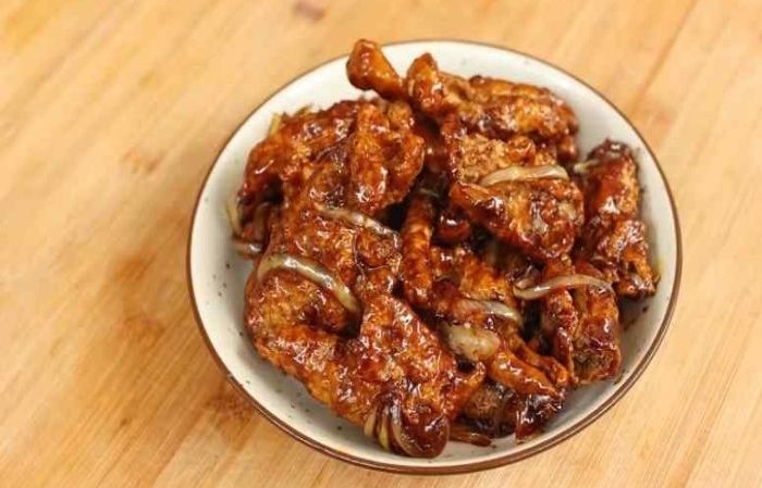Resep Kulit Ayam Krispi Saus Mentega Ala Chef Devina Hermawan, Dijamin