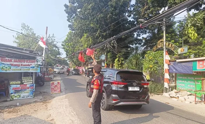 Semrawutnya Kabel Optik di Jaksel Makan Korban, Polisi: Aduan Masyarakat Sudah Ditindaklanjuti