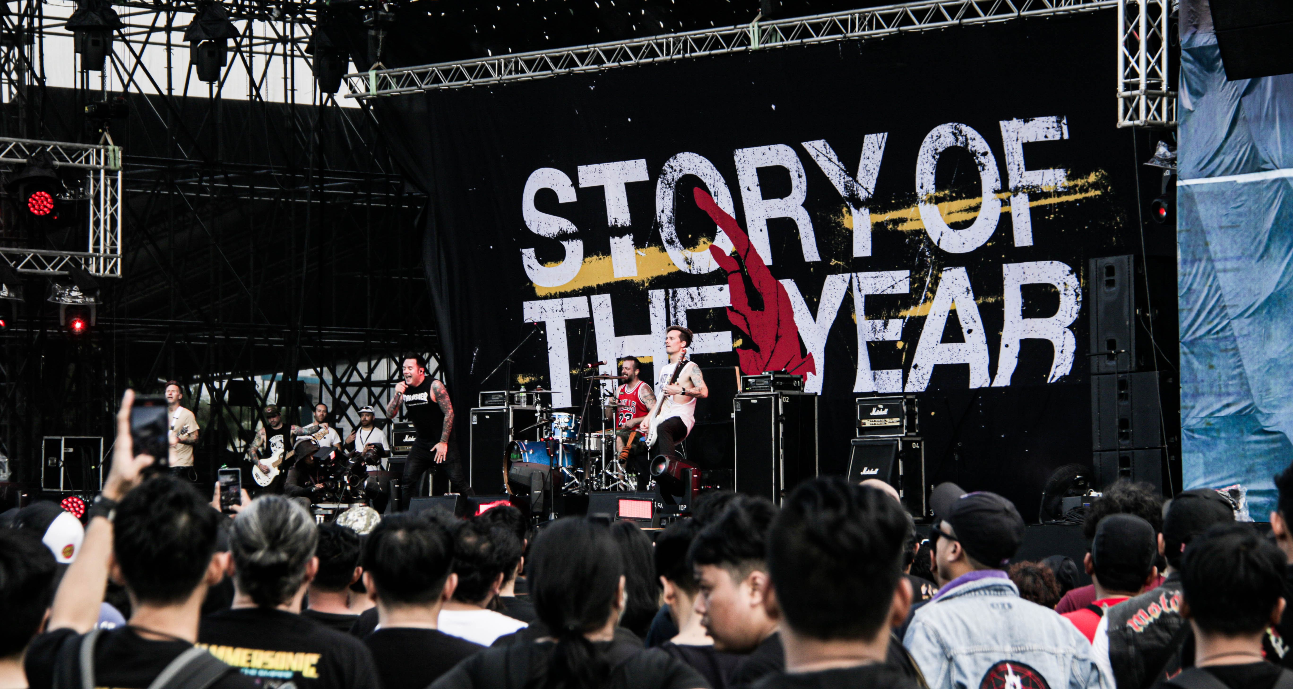 Story of the Year tampil di Hammersonic di Pantai Carnaval Ancol, Jakarta, Minggu, 19 Maret 2023.