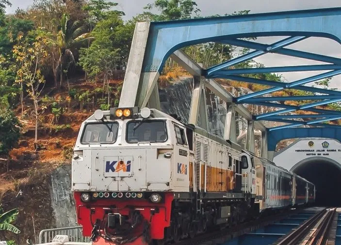 Rute Kereta Baru KAI Per 1 Juni 2023, Harga Tiket Mulai Dari Rp400 ...