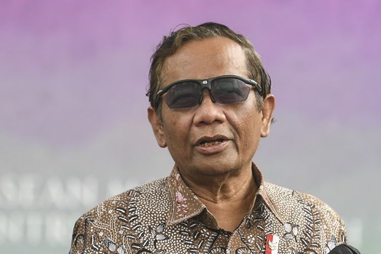 Politisi Demokrat Kritik Sikap Mahfud MD yang Minta Polisi Periksa Denny Indrayana