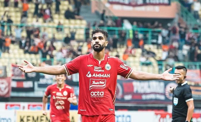 Abdulla Yusuf Helal, striker Persija Jakarta dikabarkan ditawarkan ke klub Liga Thailand.