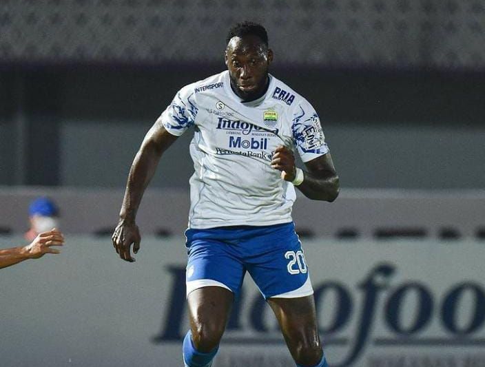 Penyerang Persib, Geoffrey Castillion Diterpa Cidera