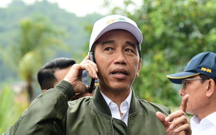 Jokowi Didesak Mundur atau Diganti Hingga Tagar #Tahun2022GantiPresiden Trending di Twitter