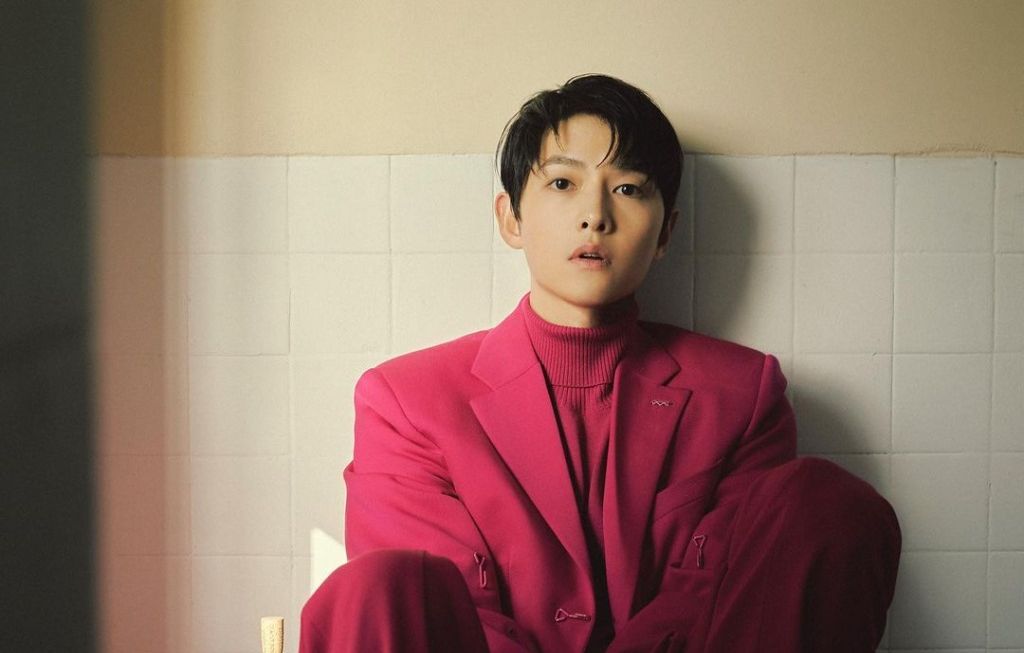 Berita Pernikahan Song Joong Ki Bikin Geger, Ayahnya Malah Bungkam Saat Dihubungi? Begini Menurut Media!/ Instagram @hi_songjoongki