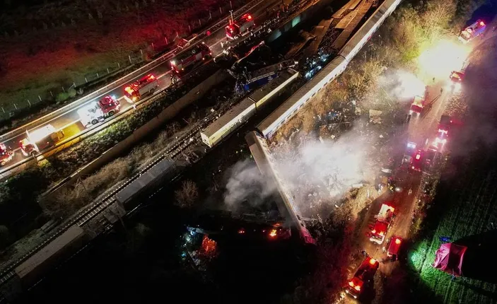 Tabrakan Dua Kereta Api di Yunani Tewaskan 32 Orang Penumpang