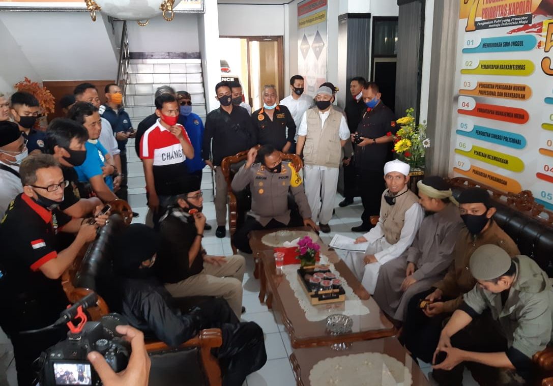 Pesan Ms Kaban Ke Denny Siregar Paling Dipenjara Berapa Tahun Galamedia News