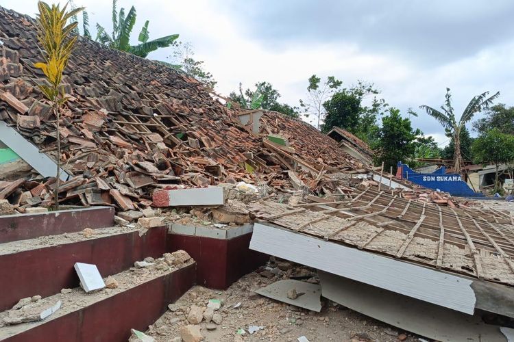 Polri Sebut 30 Warga Korban Gempa Cianjur Masih dalam Proses Pencarian