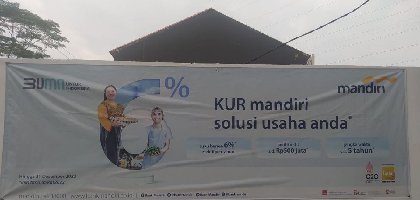 Ilustrasi - KUR Mandiri 2023 tanpa jaminan, cairkan kredit usaha rakyat hingga Rp100 juta bawa KTP ajukan ke sini selain online cukup.