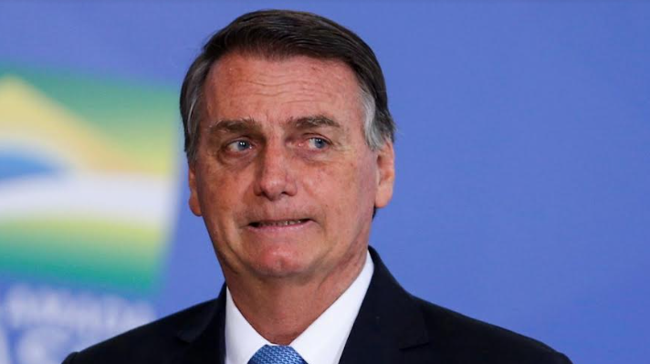Setelah mengasingkan diri, Mantan Presiden Jair Bolsonaro kembali ke Brazil pada 30 Maret 2023