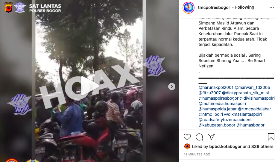 HOAKS - Viral video kemacetan yang terjadi di jalur Puncak, Bogor, Jawa Barat. Nampak kendaraan tidak bergerak sama sekali.*