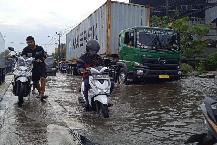 Bulan Purnama, Jakarta Waspada Banjir Rob Durasi 15 Hingga 19 Mei 2022 ...