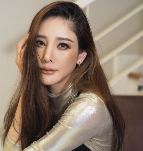 Misteri di Balik Kematian Tangmo Nida, Aktris Cantik Asal Thailand yang Viral!. / Youtube