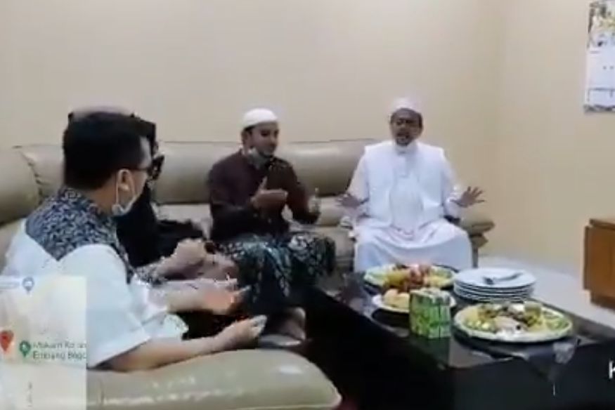 Tangkapan layar video Habib Rizieq Shihab saat berada di RS Ummi.