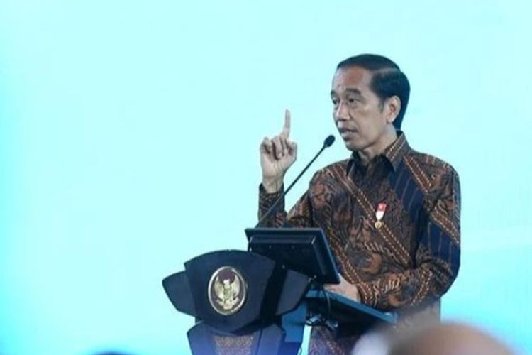 Sentil Gaya Hidup ‘Hedon’ Polisi, Jokowi: Setop Total! Situasi Sedang Sulit, Harus Punya Sense of Crisis