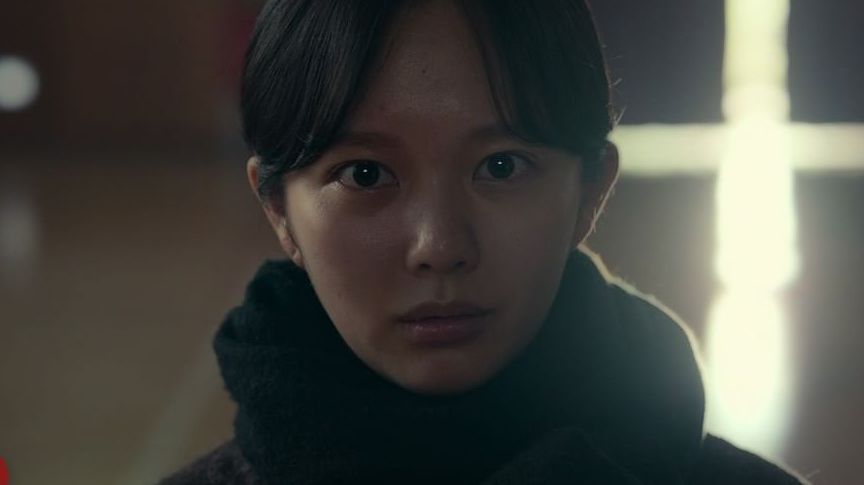 Selesaikan akhir kisah Dong Eun (Song Hye Kyo) cek di sini untuk link nonton drama Korea The Glory Season 2 sub Indo.