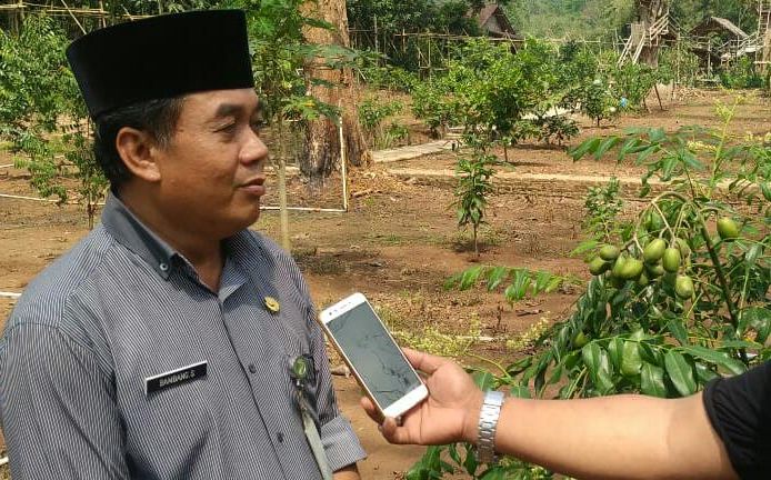 Kepala Desa Sidomakmur Bambang.S