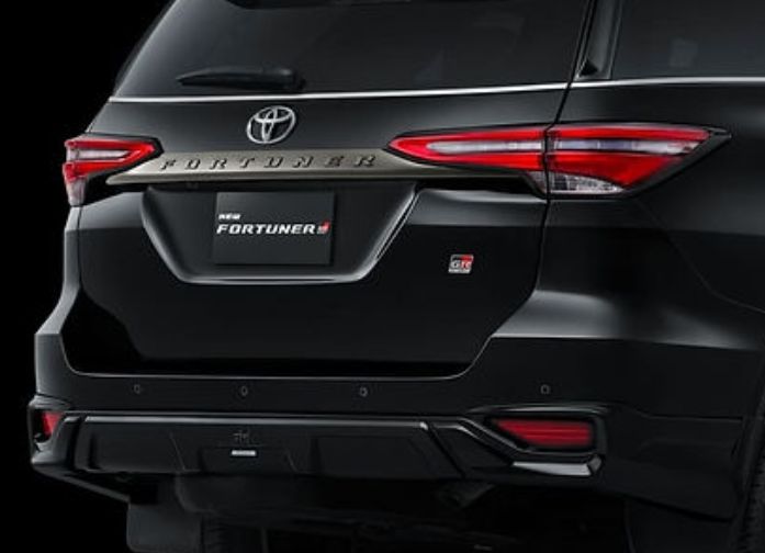 Eksterior Toyota Fortuner 2023 -f/istimewa