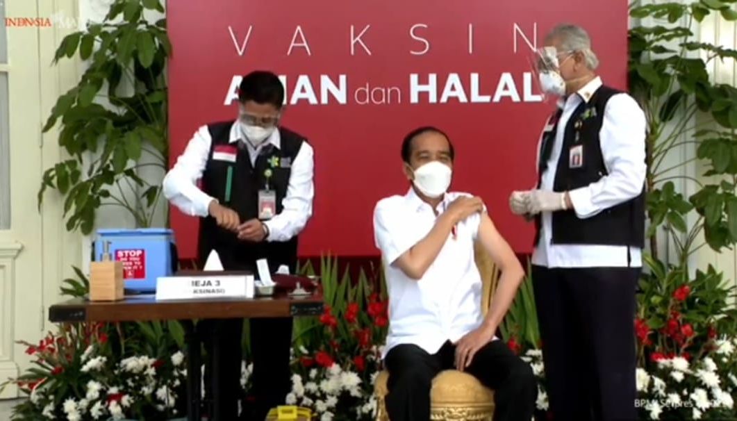 Presiden Jokowi bersiap disuntik vaksin covid-19