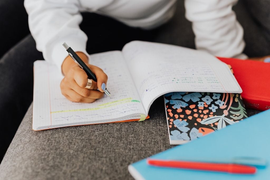 Soal UAS PAS Bahasa Jawa Kelas 6 SD MI Kurikulum Merdeka Beserta Kunci ...