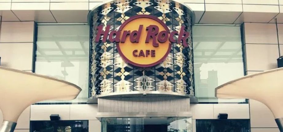 Hard Rock Cafe, Jakarta yang berlokasi di Mall Pasific Place mengumumkan akan tutup