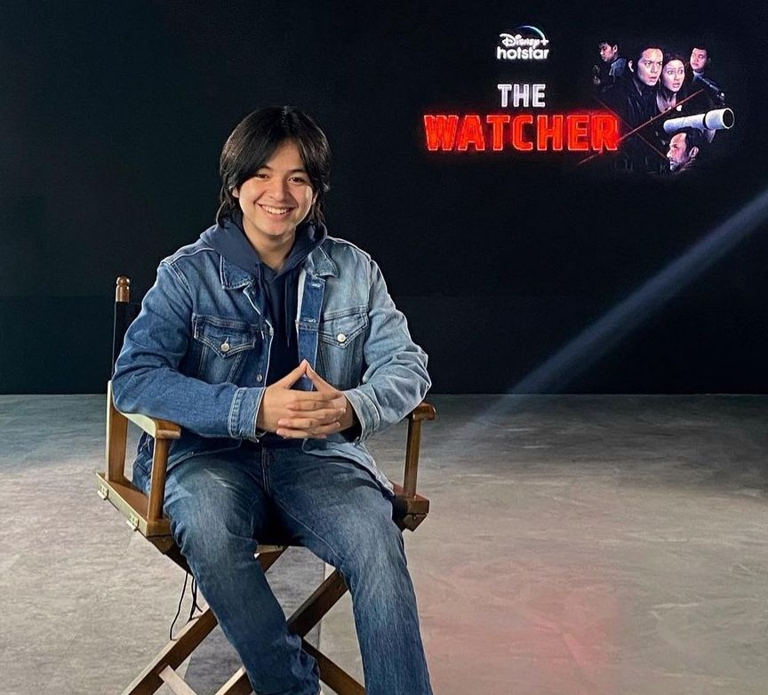 Profil Angga Yunanda Perankan Krisnha Dengan Kenakan Gips Di Film The Watcher Galamedia News
