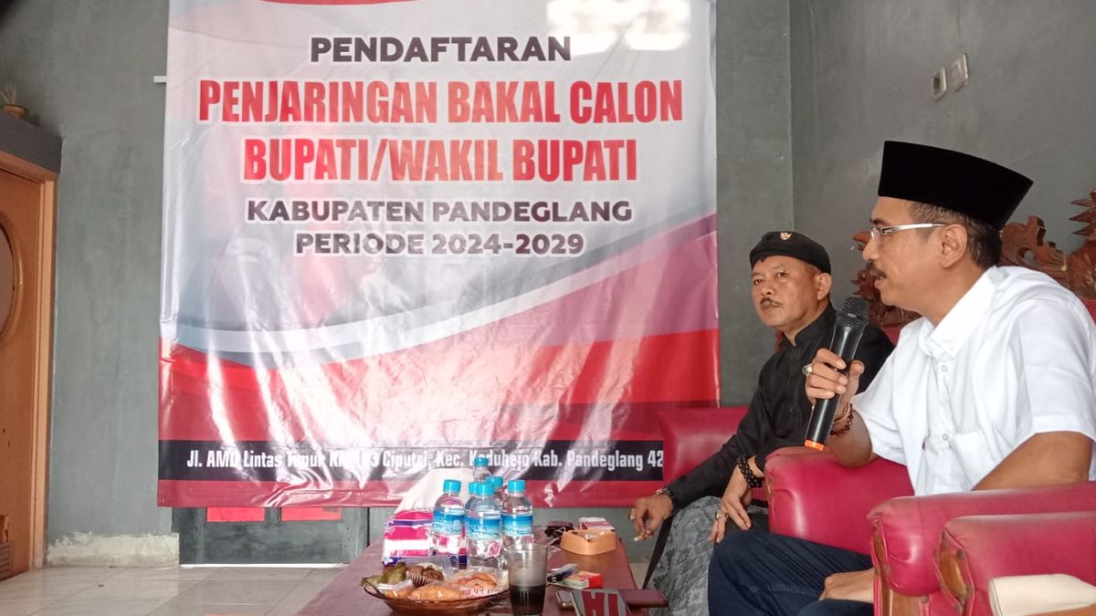 Uday Suhada Ambil Formulir Pendaftaran Bakal Calon Bupati Pandeglang ...