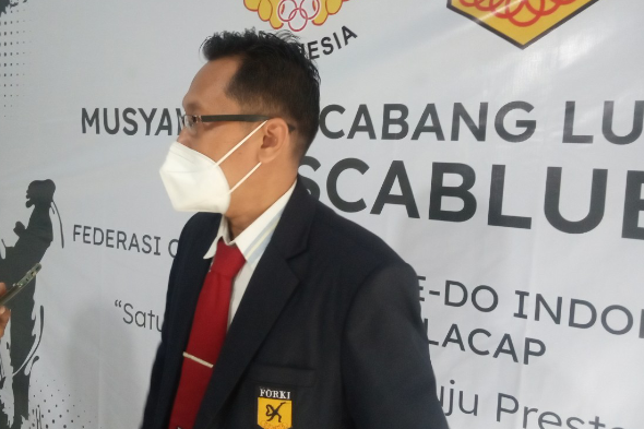 Wakil Ketum II Pengprov FORKI Jateng Adam Prabowo beri keterangan pers terkait Muscablub FORKI Cilacap, 12 September 2021.