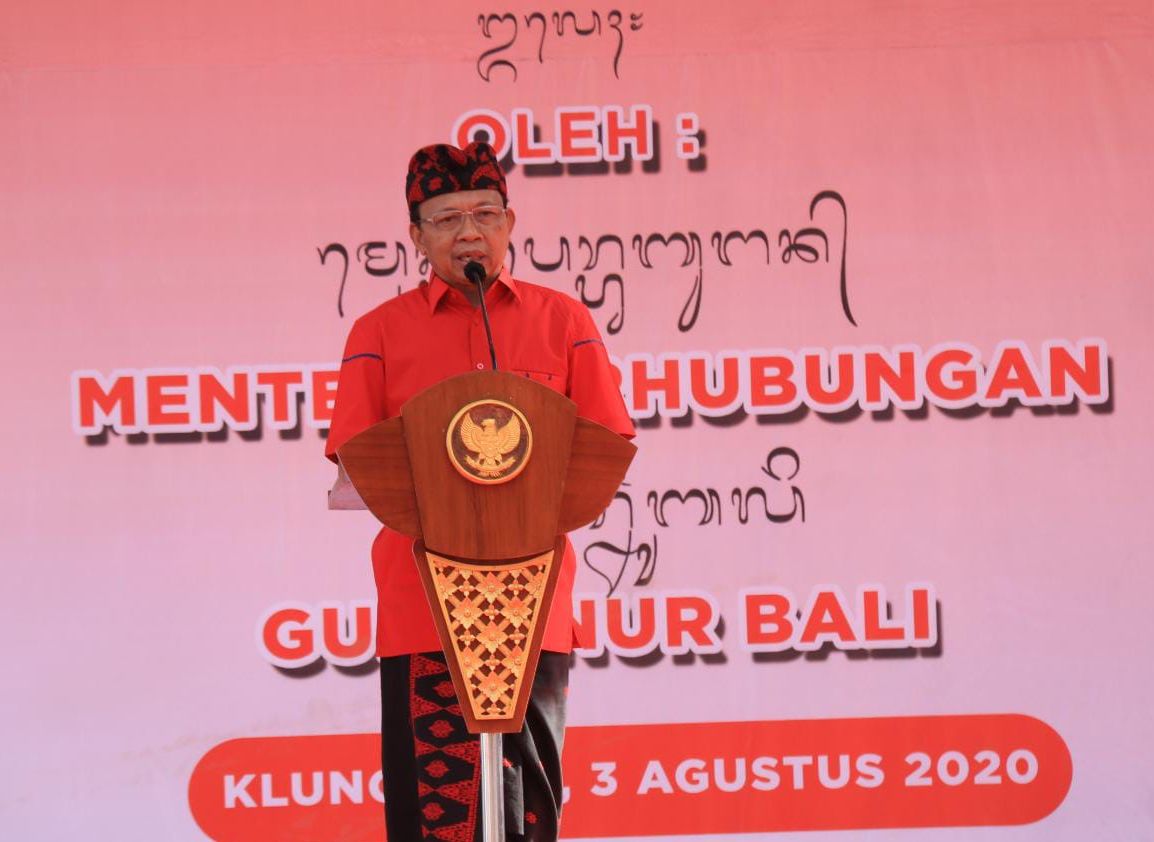 Gubernur Bali, Wayan Koster dalam kegiatan grounbreaking dua pelabuhan di Nusa Penida, Senin (3/8/2020)