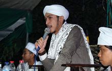 Habib Reza Murka Ancam Paksa Masuk Neraka Orang Yang Paksa Habib Rizieq Untuk Ikuti Sidang Online Bagikan Berita