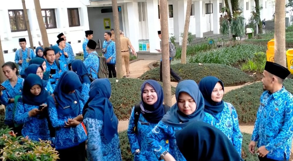 Jadi Profesi Idaman Berapa Gaji Pns Simak Daftar Gaji Dan Tunjangan Pns Terbaru Berita Diy