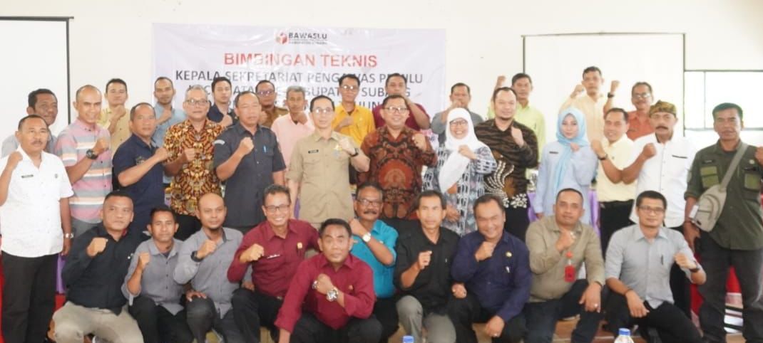 Peserta Bimbingan Teknis Kepala Sekretariat Pengawas Pemilu Kecamatan (Kasek Panwascam) se-Kabupaten Subang, Selasa (1/11/22).