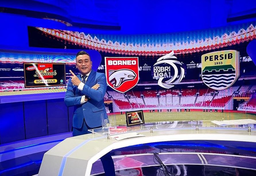 Komentator Rendra Soedjono menjadi sorotan warganet pada laga Persib vs Borneo FC./ Instagram/ @rendrasoedjono